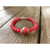 Vòng ngọc ruby đỏ thẫm
