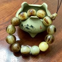 Vòng sừng vân nưa phong thuỷ có nậm (18mm-13 hạt) Thịnh Vượng Sinh Tài Lộc (BH609N-18)