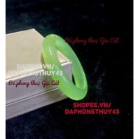 Vòng tay bản liền mã nao xanh lá mạ non size 52.5-58mm Gia Cát
