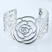 Vòng tay bản to hoa hồng BHLT130 - Trắng