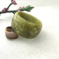 Vòng tay cẩm thạch nam bản to, bản hẹ, bản dày hay bản cao 3cm đá tự nhiên của VN - vàng ô liu - 5.3cm