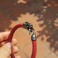 Vòng tay charm rồng vật liệu họa tiết da cá đuối, da trăn cao cấp