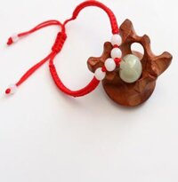Vòng tay chỉ đỏ đá cẩm thạch tự nhiên - Quả đào VTD85