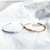 Vòng tay cuff titan khắc tên theo yêu cầu