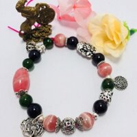 Vòng tay đá đào hoa mix diopside, gảnet, charm bạc thái