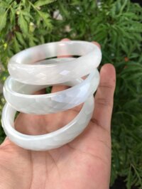 Vòng tay đá mắt mèo trắng, mài giác cạnh