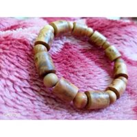 Vòng tay gỗ nu huyết long đốt trúc 12 ly, sản phẩm không sơn PU, không đánh bóng