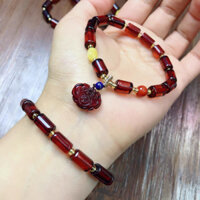 Vòng tay hổ phách huyết dạng lu mix khoá trường mệnh