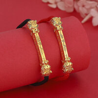 Vòng tay , lắc tay dây chỉ đỏ tài Lộc và bình an Thái Lan