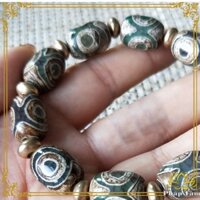 Vòng Tay Mã Não Lạt Ma Tam Nhãn Tây Tạng Xanh Lá Đốt Trúc Cao Cấp - Tâm Phong Thủy