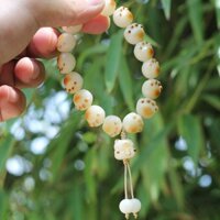 VÒNG TAY MÈO THẦN TÀI VÀ CHÂN MÈO M.AY M.ẮN BẰNG HẠT BỒ ĐỀ BẠCH NG.ỌC