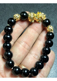 vòng tay phong thủy đá mã não đen mix tỳ hưu mạ vàng 10k