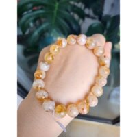Vòng tay thạch anh vàng citrine thể đẹp.