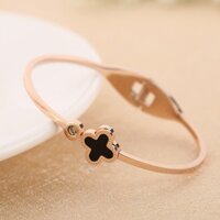 Vòng tay titan cỏ 4 lá không đen không gỉ sét hàng cao cấp style hàn - kỳ lân