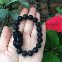 Vòng tỳ hưu đá obsidian