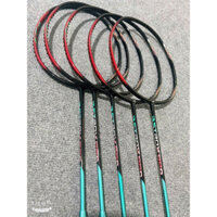 Vợt cầu lông yonex 88d 2018 khung cacbon chất lượng cao căng sẵn 10kg.