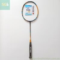 Vợt cầu lông Yonex astrox 88d tour 2021.