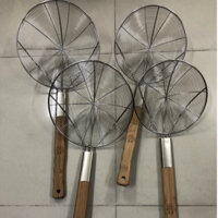 Vợt vòng inox cán gỗ vớt xương, vớt rau, vớt đồ chiên nhiều size (tặng kèm gấp inox)