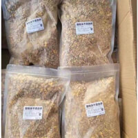 Vụn Thịt Thập Cẩm Sấy Khô Cho Chó Mèo, Mix Vị Thịt Bò, Gà, Gan, Lòng Đỏ Và Phomai Sấy Cho Thú Cưng Túi 500g