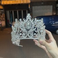 Vương miện hoa hậu mẫu trao giải màu trắng cao đẹp