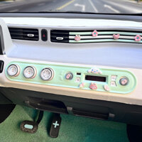 Wuling Miniev, nhãn dán trang trí bảng điều khiển trung tâm ô tô hoạt hình