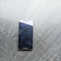 xác Nokia 2.1 còn sống, hư màn hình