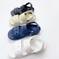 Xăng đan trẻ em Cross classic , sandal cho bé đi học đi chống nước bám chắc tốt size từ 23-36