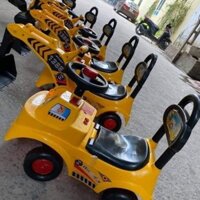 Xe cần cẩu chòi chân  cho bé.