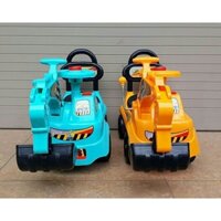 Xe cẩu chòi chân cho Bé có nhạc, còi, gầu múc, tựa lưng, thùng đồ