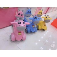 Xe Chòi Chân Hình Hươu Cute