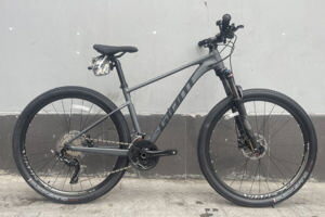 Xe đạp địa hình Giant XTC 800 29 2023