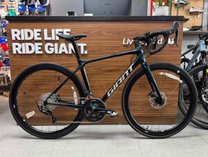 Xe đạp đua Giant Tcr Adv Pro 2 D - 2022