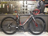 Xe đạp đua Pinarello F10 Black Red R8000 SpeedX