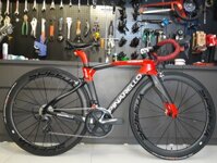 Xe đạp đua Pinarello F12 Black Red R8000 SpeedX