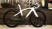 Xe đạp đua Pinarello F12 R7000 SpeedX