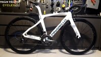 Xe đạp đua Pinarello F12 Tiagra 4700 White Green