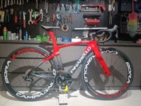 Xe đạp đua Pinarello F14 R7010 Đen Đỏ Campanolo Ceramic