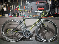 Xe đạp đua Scott addict Sram Force DTswiss