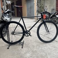 Xe đạp Fixed Gear cơ bản màu Đen tay cong