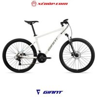 Xe đạp GIANT 2027 ATX 660