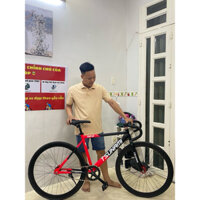 xe đạp thể thao fixed gear và single đen phối đỏ( kèm strap và đồ lắp)