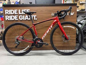 Xe đạp thể thao Giant Defy ADV 3 2022