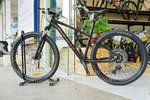 Xe đạp thể thao GIANT TALON 2
