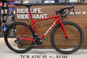 Xe đạp thể thao Giant TCR ADV SL 2-KOM 2022