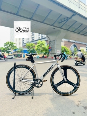 Xe đạp thể thao Trinx R800