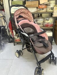 Xe đẩy em bé thanh lý Combi Caldia auto 4 cas