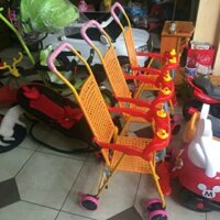 xe đẩy mây gấp gọn cho bé