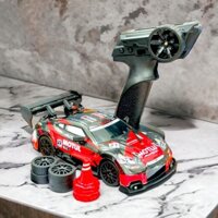 Xe điều khiển Mini Drift Nissan GT 4WD 1/24 2.4ghz +30km/h siêu bền có điều tốc, tốc độ cao, chịu va đập tốt, có đèn