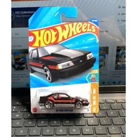 xe đồ chơi mô hình hotwheels basic 2025 case F: 92 ford mustang