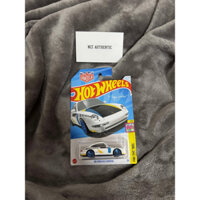 Xe Hot Wheels 96 PORSCHE CARRERA Trắng